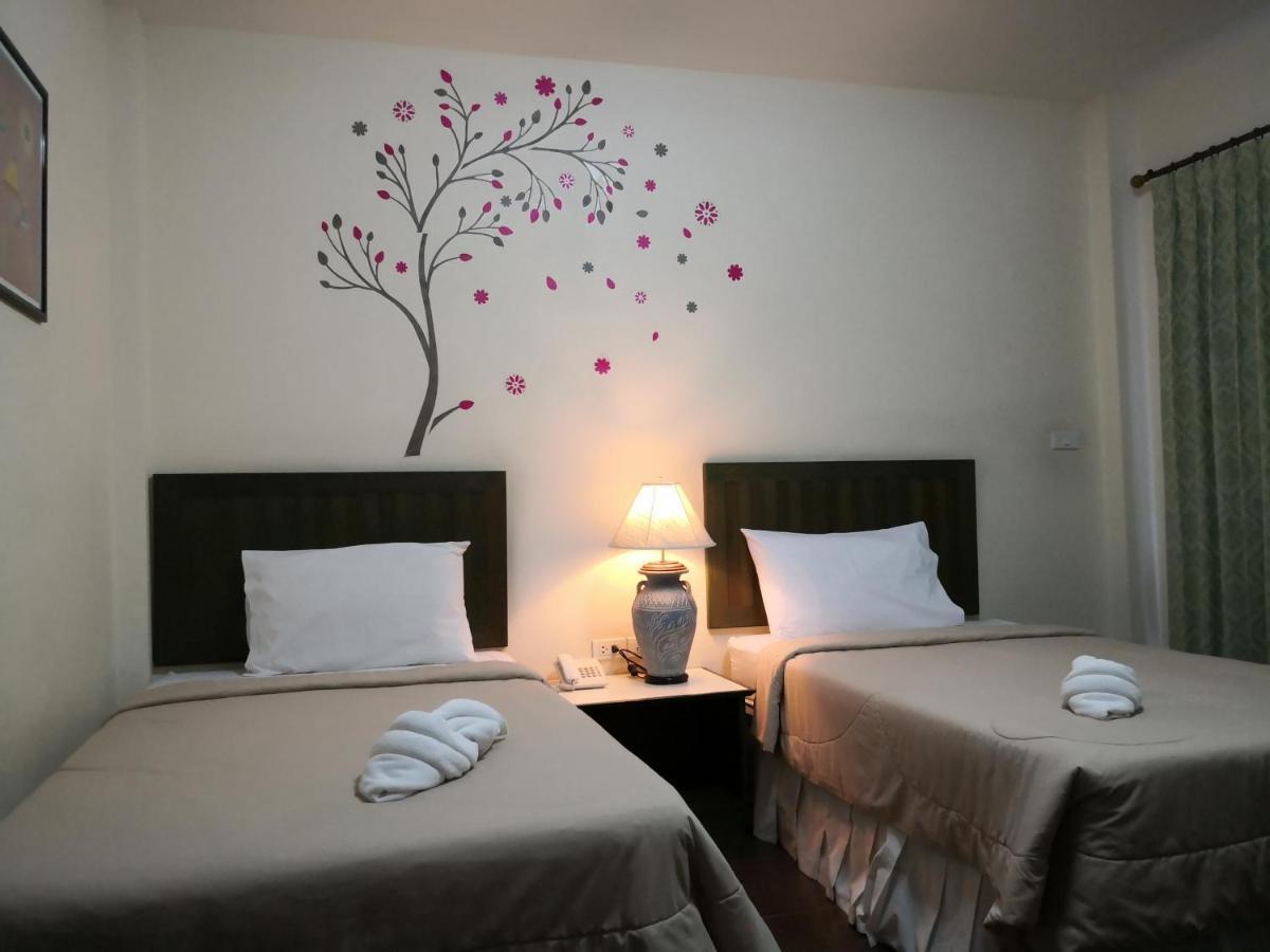 Baan Suksiri Hotel Hua Hin Exterior foto